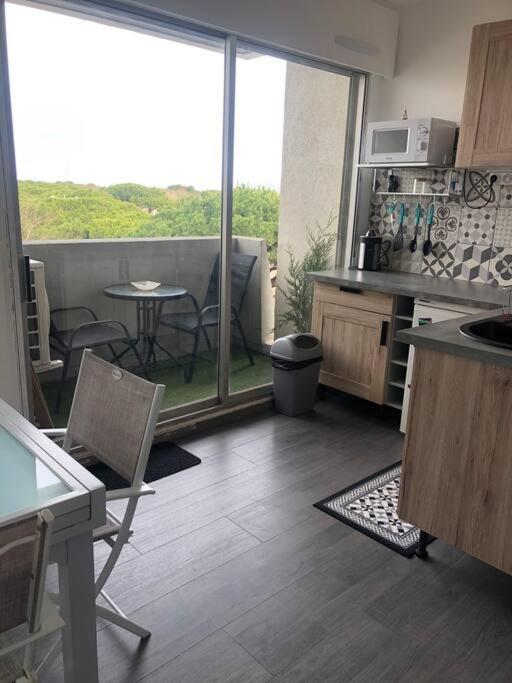 Carnon Plage : Bel Appartement Bien Citue มอกิโอ ภายนอก รูปภาพ