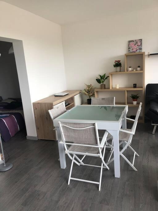 Carnon Plage : Bel Appartement Bien Citue มอกิโอ ภายนอก รูปภาพ